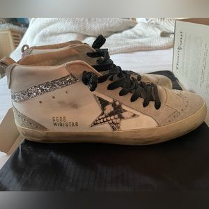 GOLDEN GOOSE sneakers mid star col V1 white leather-ice. Size 38